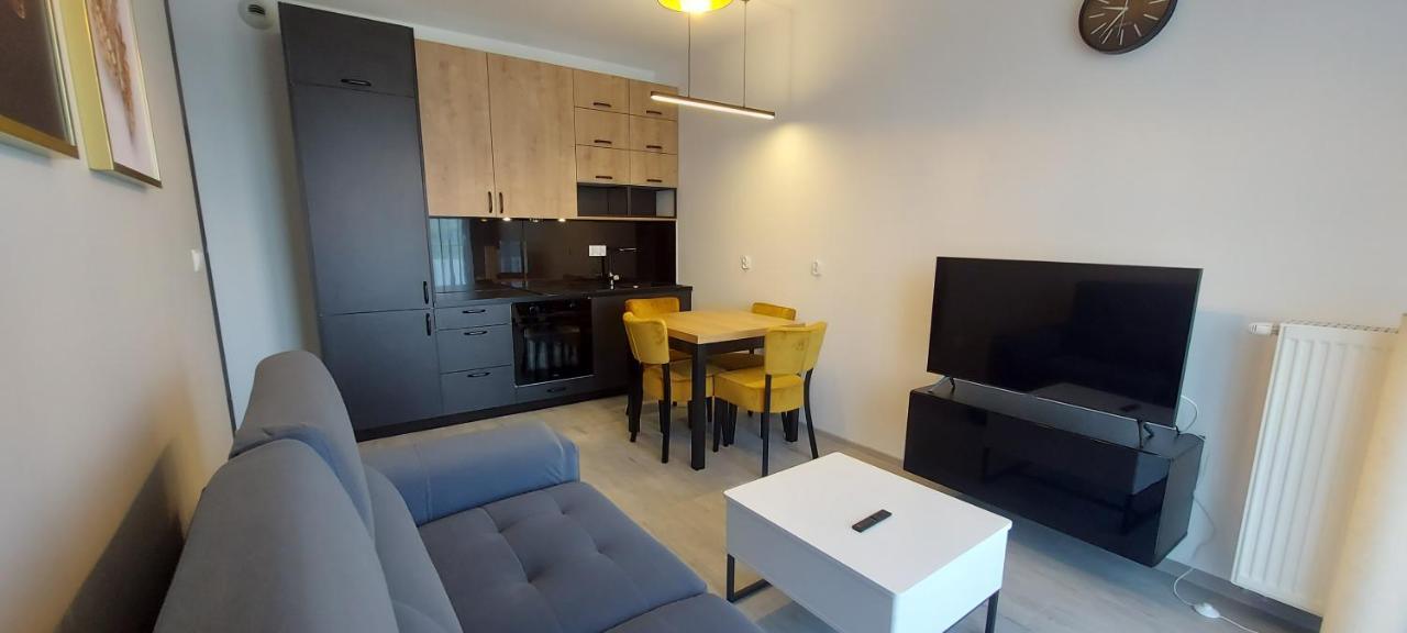 Apartament Barcelona Kraków Exteriör bild
